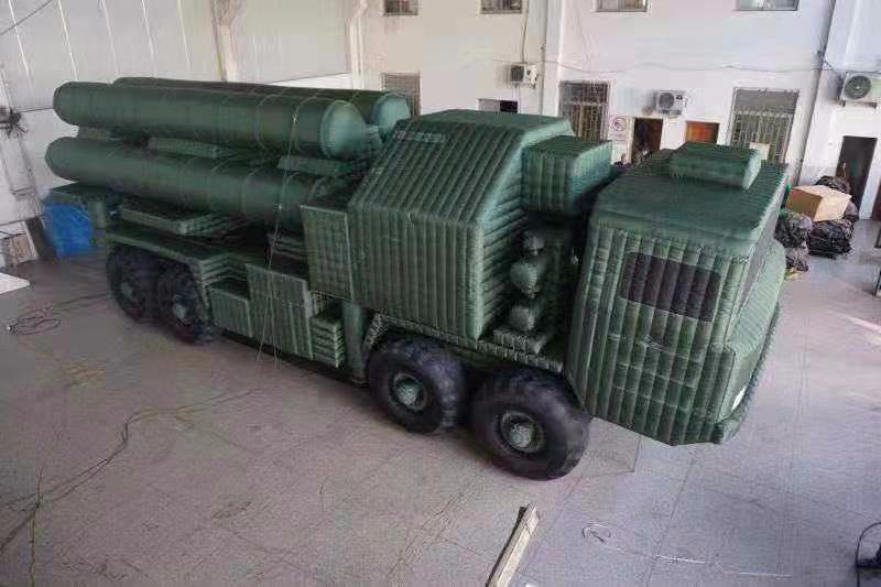 安乡军事大型导弹车